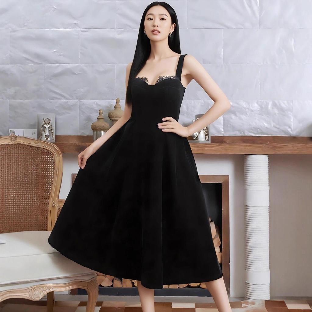 Retro Velvet Spaghetti Strap A-line Party Dress for Women