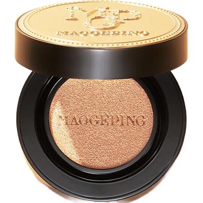 Luxusní bezchybný cushion make-up s kaviárem