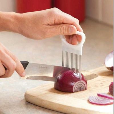 1 Stück Edelstahl-Obst-Gadget, praktischer Edelstahl-Zwiebelhalter, Kartoffel-Sicherheits-Kochwerkzeuge, Slicer, Schneidhilfe