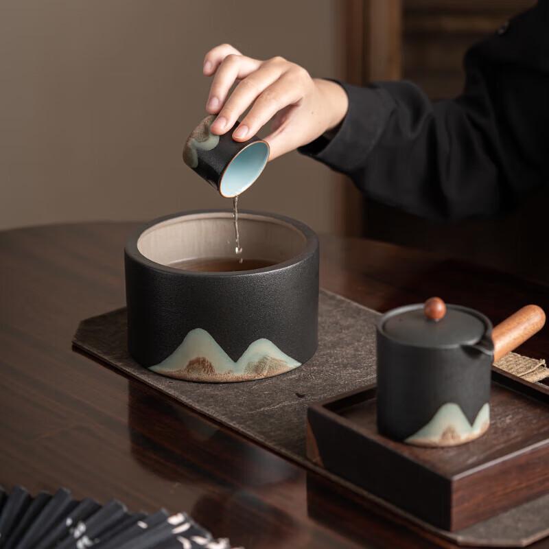 Sushih Hand-Painted Ceramic Tea Wash Basin
