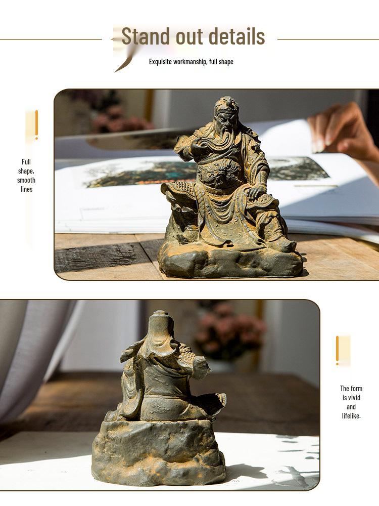 Chinese-Style Martial God Guan Yu Figure: Handmade Natural Rust Desktop Ornament for Living Room or Study
