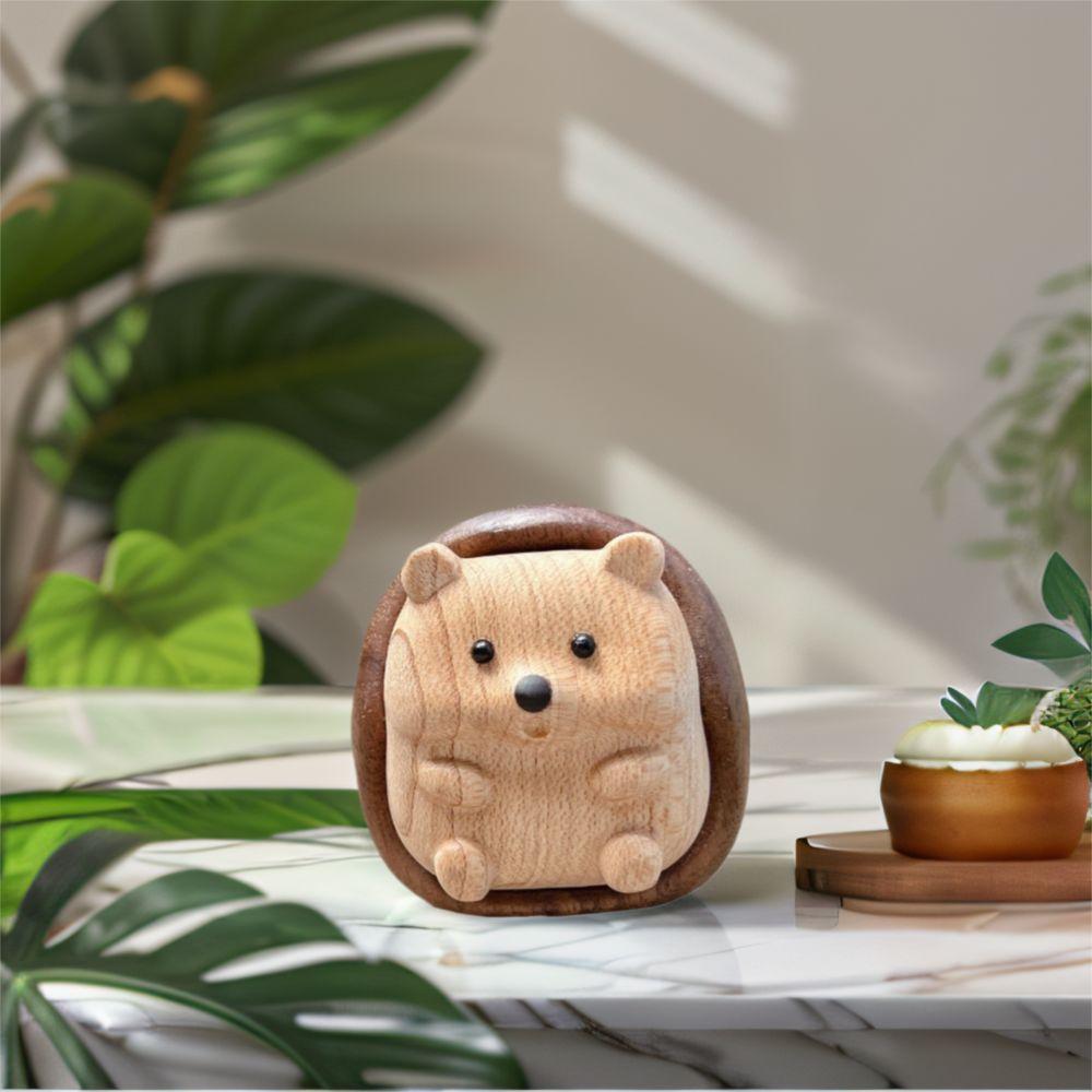 Wooden Animal Sculpture Creative Interior Decoration Figurine Cute Hedgehog Statue Cabinet