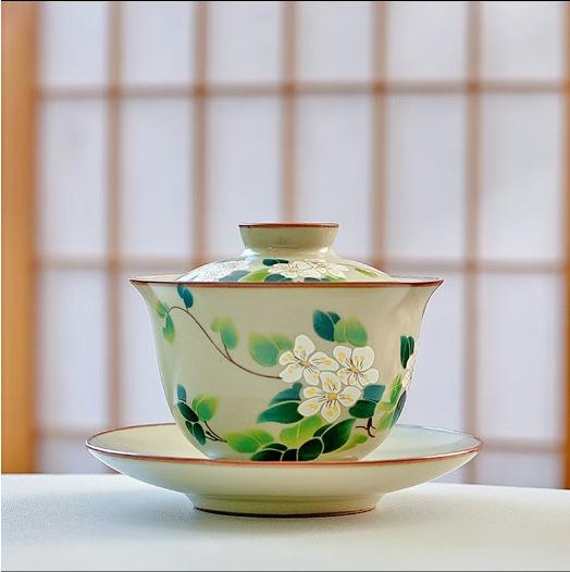 

110ml Hovering Ru Kiln Gaiwan Aesthetic Tea Tureen Tea Bowl With Lid Kit Tea Brewing Cover Bowl Tea Services Supplies Ornaments