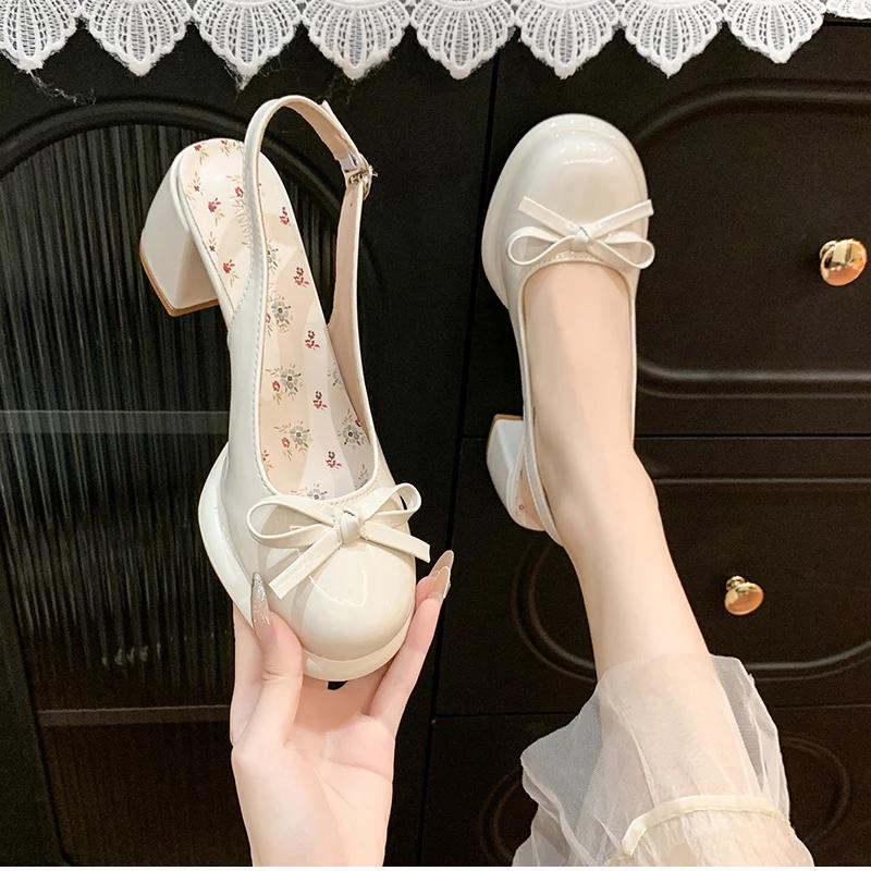 Fashion Summer Cover Toe Butterfly-knot Women Sandals Fashion Thick Heel Singbacks Shoes Ladies Outdoor Gladiator Sandalias