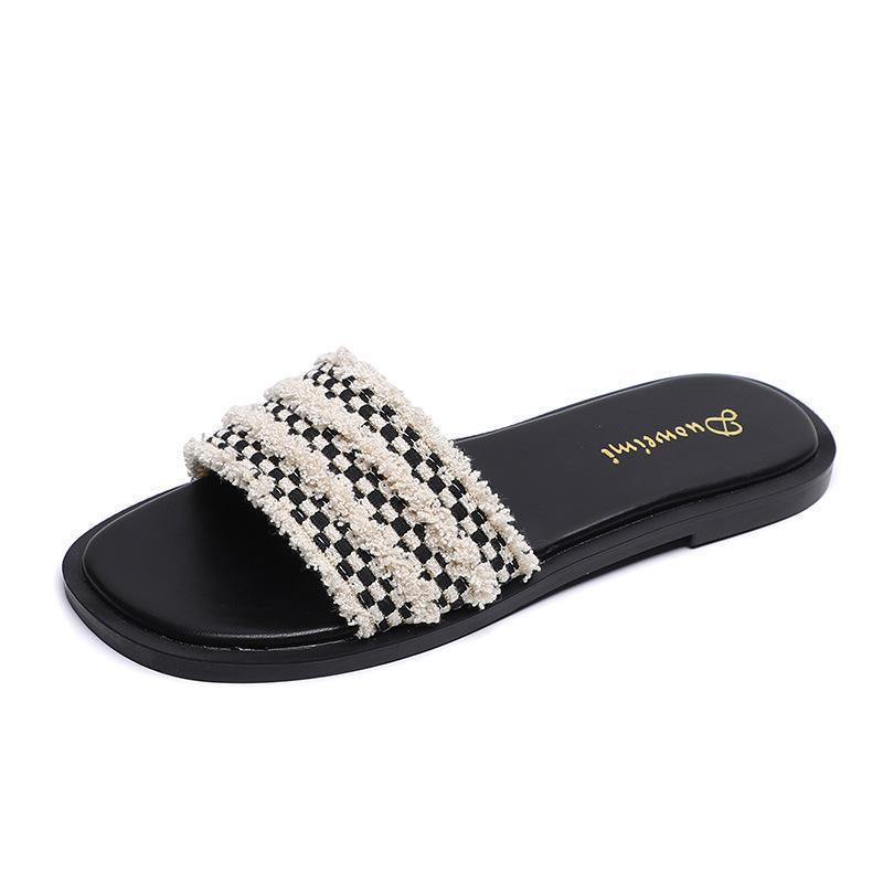 Flat-bottomed French One-word Slippers Women's Summer Wear 2025 Summer New Fashion Seaside Beach Sandals Large Size Shoes