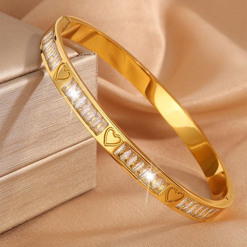 Titanium steel bracelet gold high version temperament zircon bracelet women's light luxury fashion elegance does not fade simple bracelet