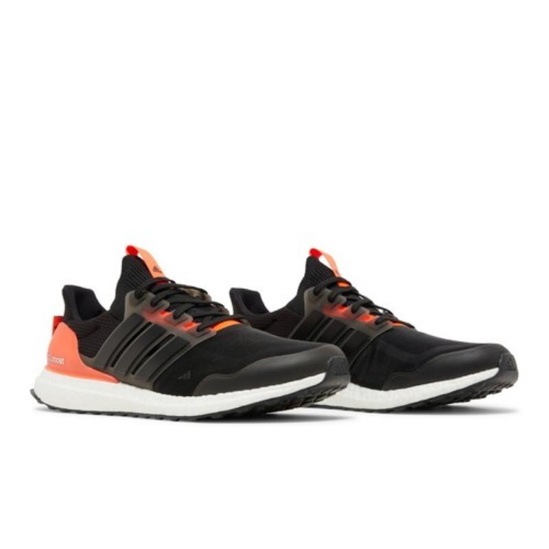 

adidas UltraBoost 5.0 DNA Черный Солнечно-Красный GX3078 EU 36 чёрный