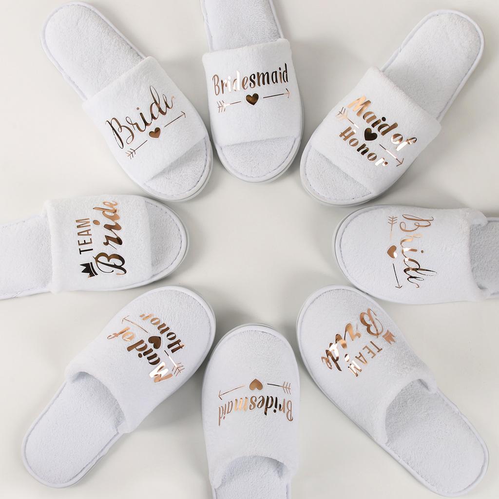 Fashion Bridal Party Slippers Set, Coral velvet Close-toe With Golden Letter Lightweight Plush Cozy Flats, Non-slip Soft Sole For Bride