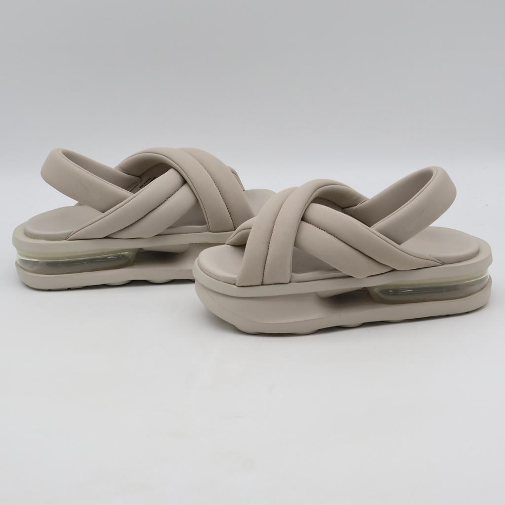 IH2052-299 Nike Women's Air Max Isla Cream 2 (Women's)