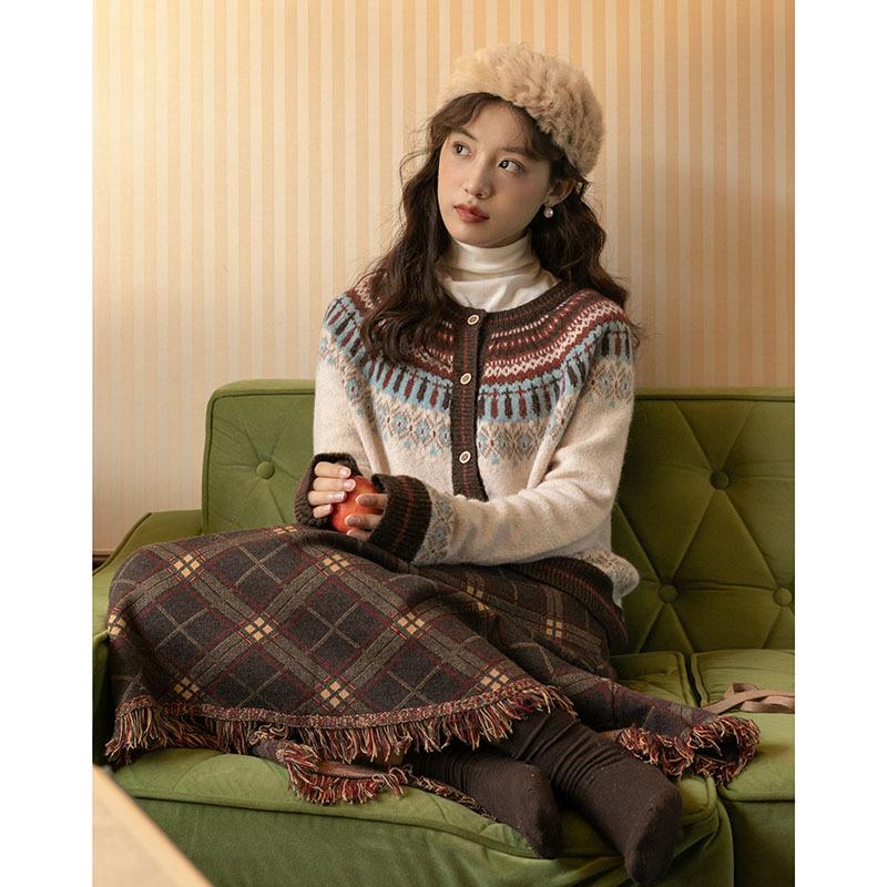 Vintage Contrasting Color Fair Island Sweater Jacket Autumn and Winter Retro Soft Waxy Knitted Cardigan Tide