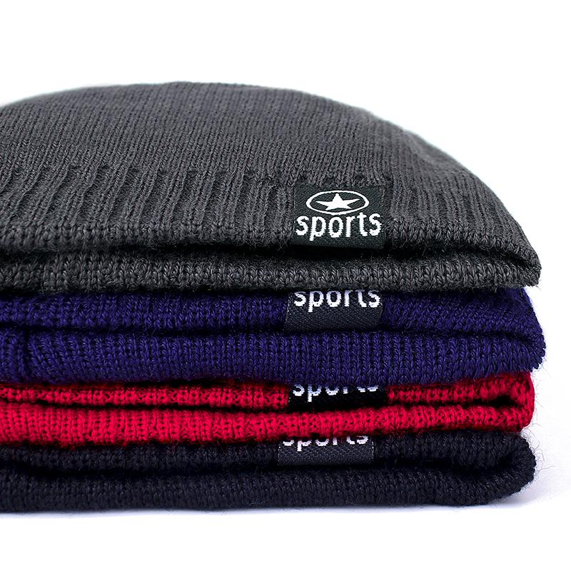 Hot Unisex Sports Beanie Hat High Quality Knitted Winter Hats For Men Women Casual Warm Hat Bonnet