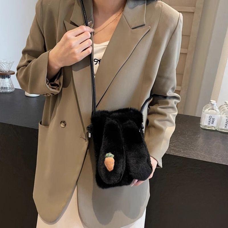 Módní plyšová crossbody taška 2024 - Roztomilý design králíčka, ideální na podzim/zimu