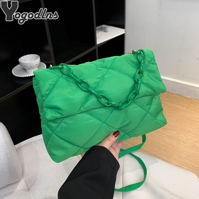 Modekedja Axelremsväskor Dam Vinter Bomullsfodrade Quiltade Axelväskor Casual Stor Kapacitet Enkla Damhandväskor