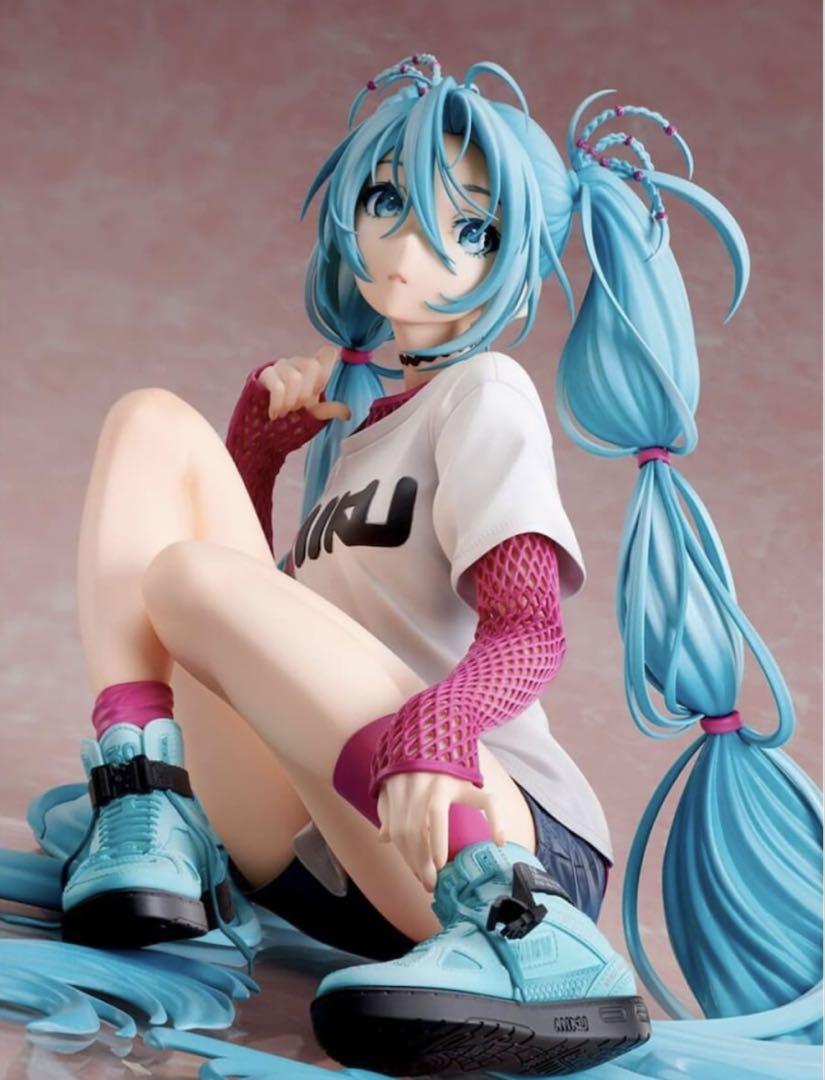 

[USED] Hatsune Miku x Mai Yoneyama The Latest Street Style Cute