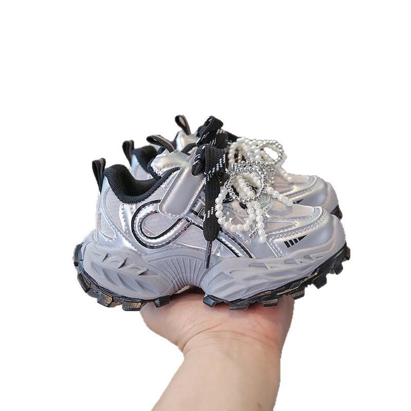 Versatile girls' shoes autumn new dad shoes children's breathable sports shoes medium and older children's non-slip casual shoes