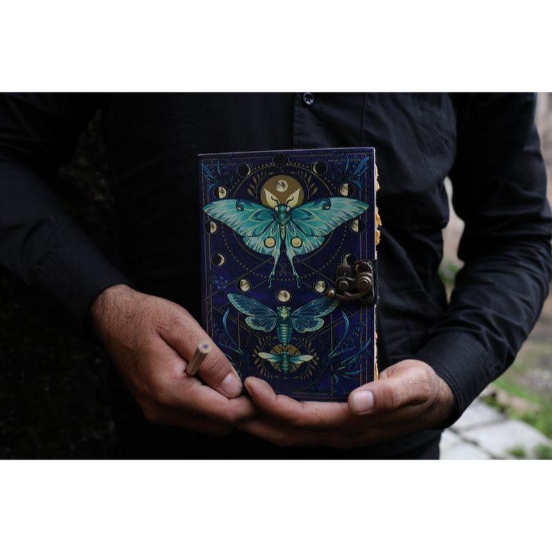 Leather Journal Spell Wizard Cat Book Blank Magik Notebook Book Of Shadows Wiccan Pagan Grimoire Book for Traveling Sketching Best Gift