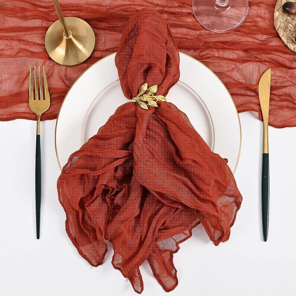 Wrinkled Polyester Crepe Cloth Napkin with Decorative Pleats for Weddings and Parties
