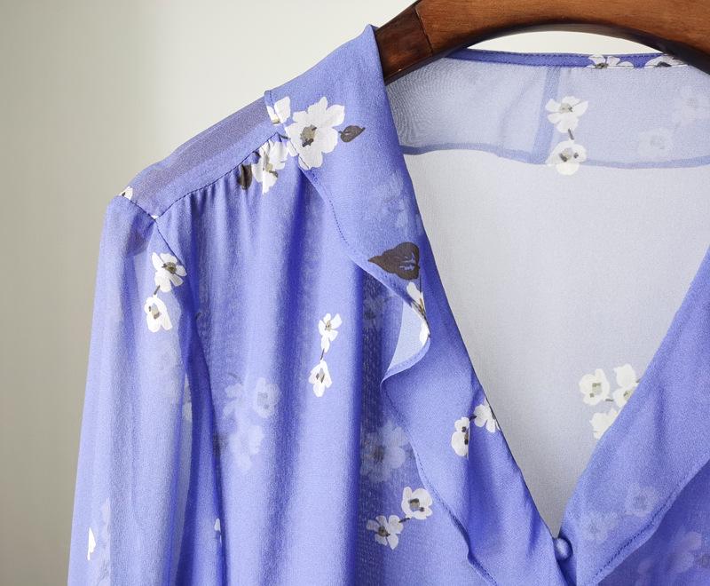 Damen Maulbeerseide V-Ausschnitt Bluse - Französisch Lila, Rüschen, Geknöpft, Doppellagig