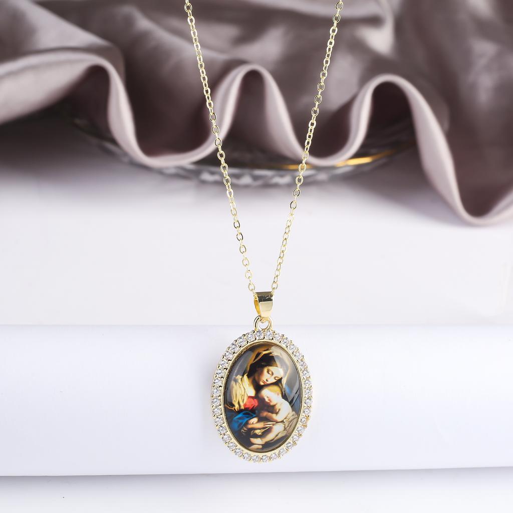 Hot Sale Virgin Mary and Child Theme Zirconia Charm Pendant Necklace Classic Man Woman Religious Jewelry Holiday Gift Accessory