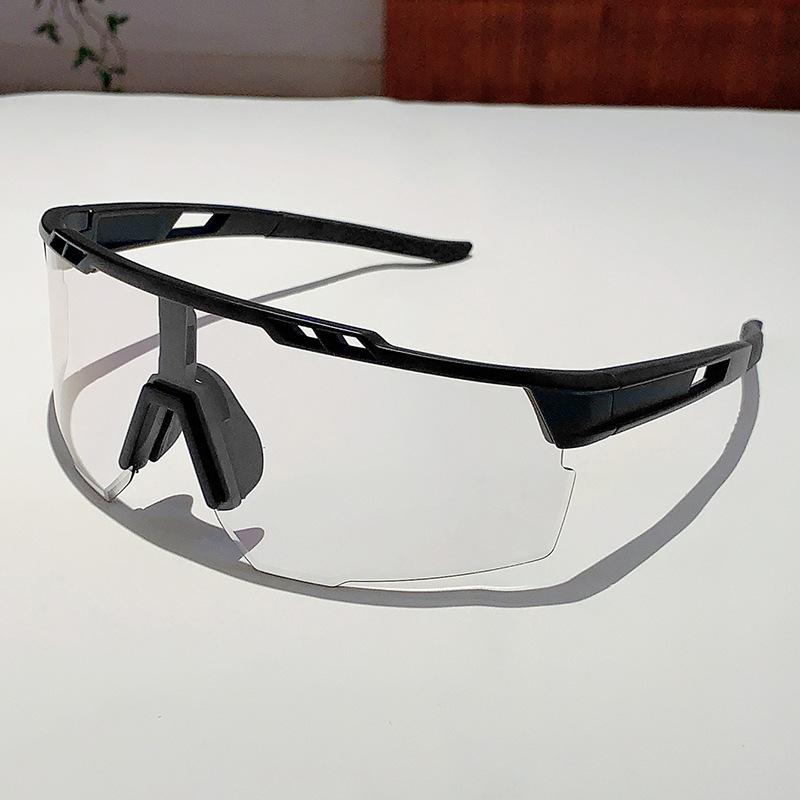 

Punk Photochromic Sunglasses Women For Men Luxury Brand Designer Vintage Sun Glasses Ski Cycling Windproof Outdoor Sport Goggle