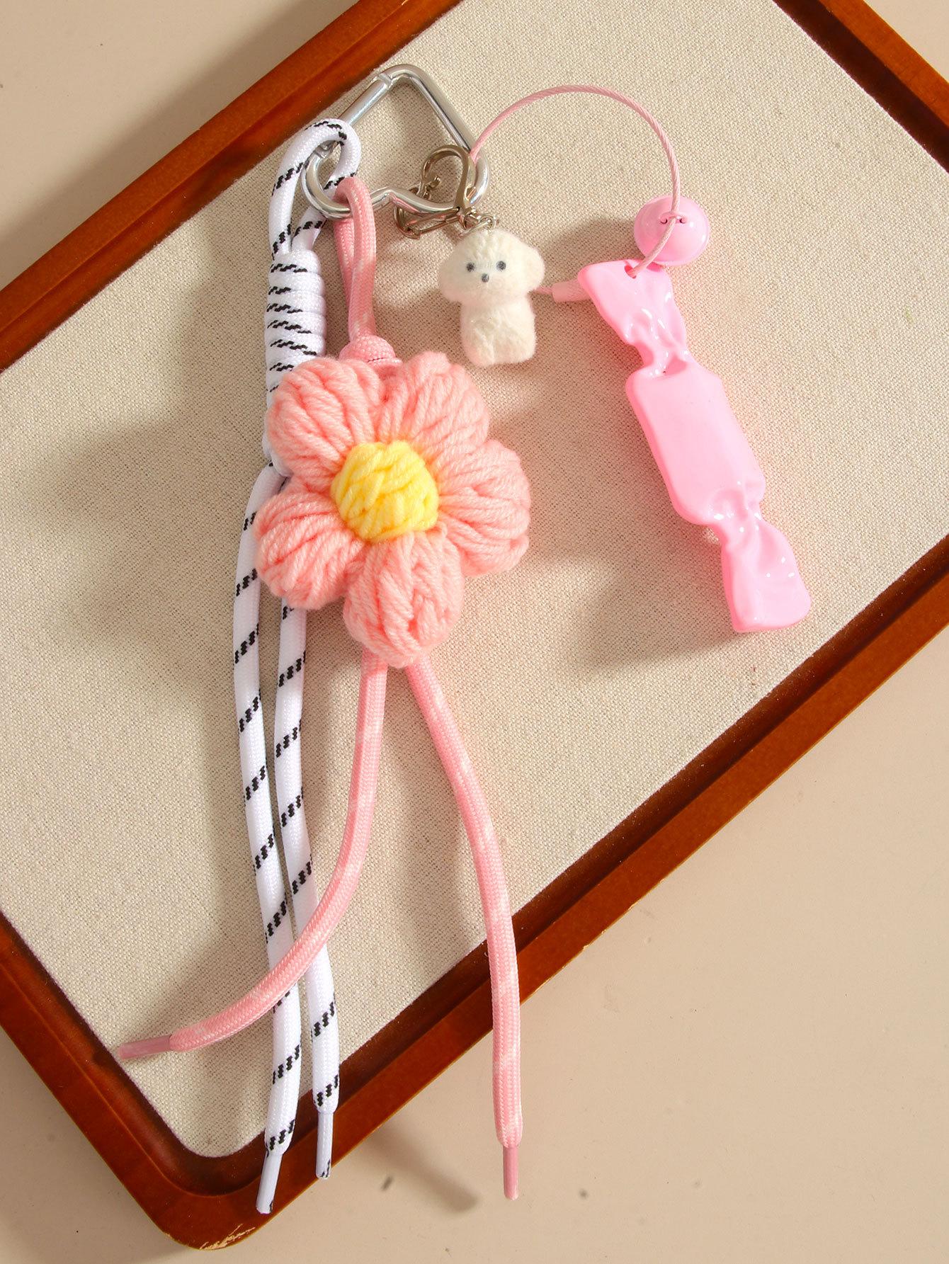 

Original fashion woven flower candy flocking puppy bag pendant pendant mobile phone lanyard bag hanging accessories розовый