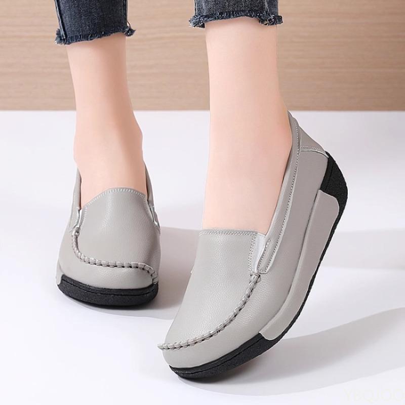 

Весенне-осенние повседневные туфли на толстой подошве, удобные туфли на танкетке с неглубоким вырезом, простые повседневные туфли на толстой подошве для женщин 35 светло-серый