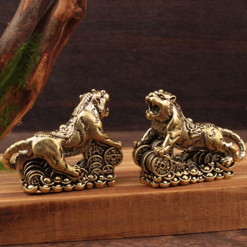 

Antique Copper Chinese Tiger Miniature Figurines Ornaments Brass Lucky Desktop Decorations бронзовий
