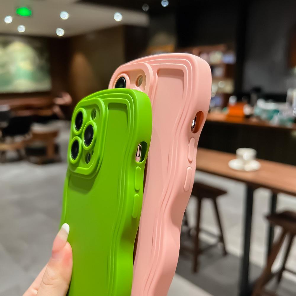 Fashion Cute Solid Curly Wave Phone Case For iPhone 16 15 14 13 12 11 Pro Max X XR XS 8 7 Plus SE 3 Soft Shockproof Bumper Cover