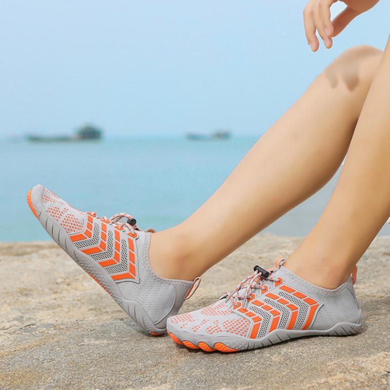 Unisex Plus Size Swimming Water Shoes Men Barefoot Outdoor Beach Sandals Upper Shoes Non-Slip River Sea Diving Sneakers 36-46