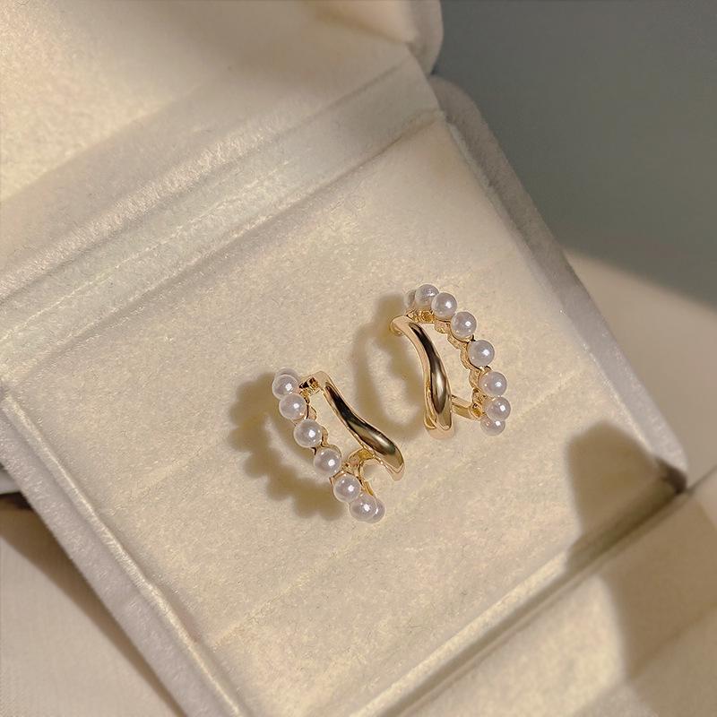 Cercei Lungi Coreeni cu Ciucuri și Perle - Cercei Eleganți de Lux pentru Femei