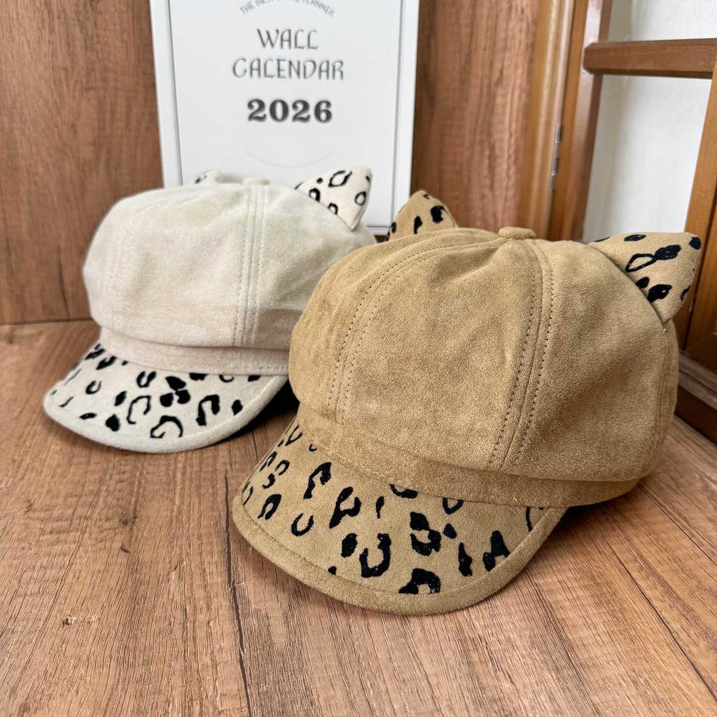 Spring and Autumn atmosphere cat ear octagonal hat female leopard print suede duck tongue beret age reduction cute newsboy hat wholesale