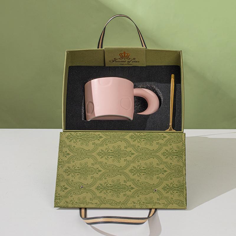 High-Value Ceramic Macaron Coffee Mug - Large Capacity Cup, Perfect Holiday Gift for Couples