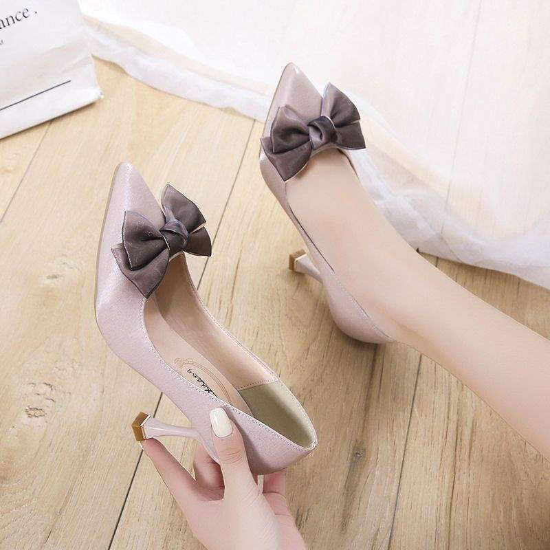 Wedding Shoes 25 New Red Low Heel High Heels Bridal Xiuhe Shoes Bow Pointed Thin Heel High Heel Single Shoes Women's Autumn