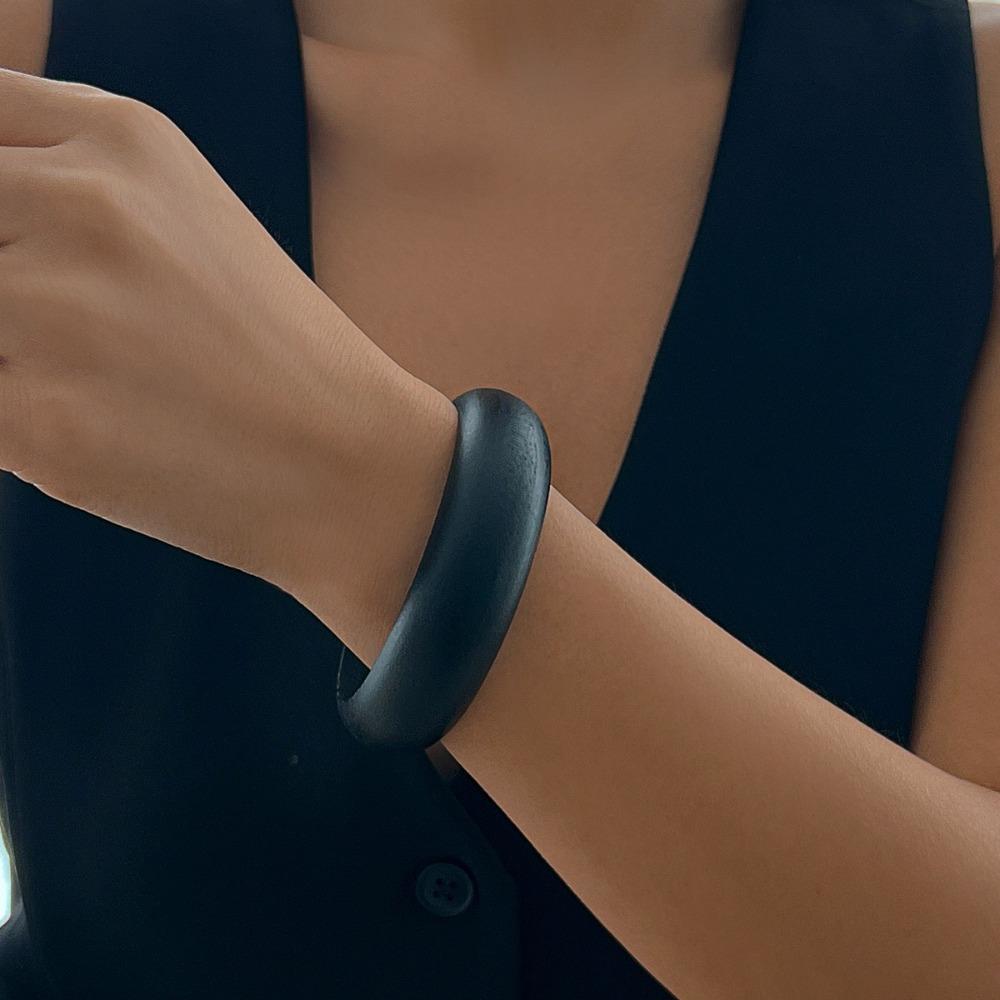 Geometric Exaggerate Bangles Fluorescent Green Wood Hand Ring Fashion Chunky Bracelets Women  Women