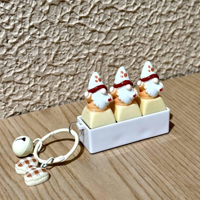 3 Keys Cute Gnome Fidget Keychain With Stress Relief Lovely Cartoon Design For Office Decor Daily Use Small Gift
