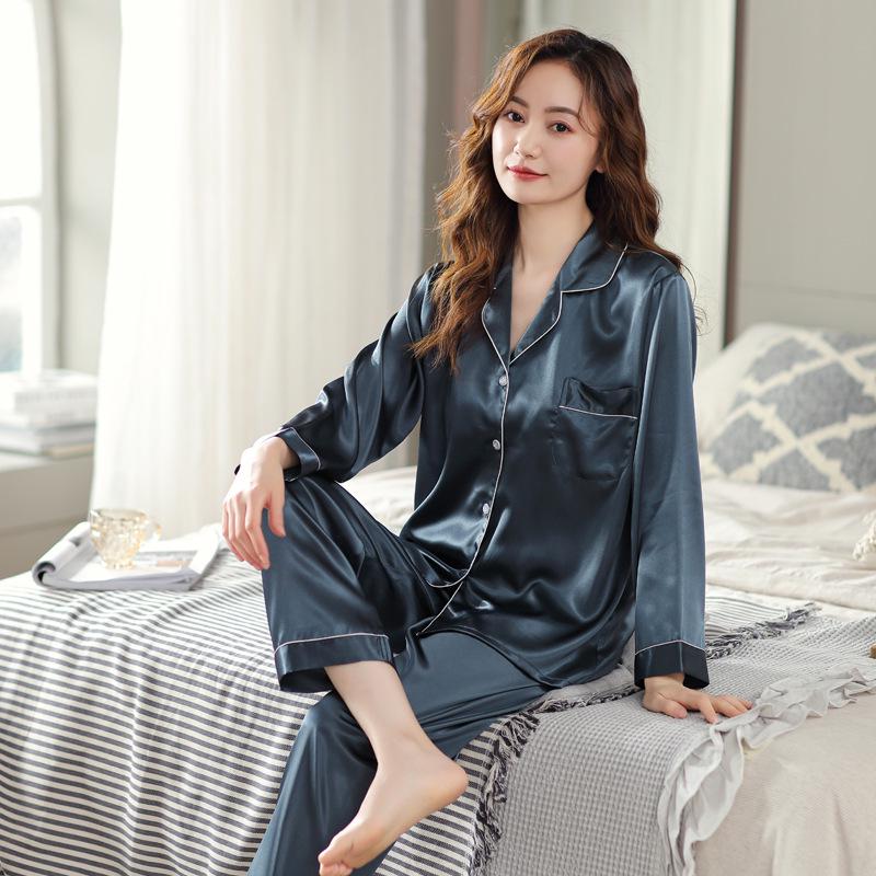 Han Yatong Silk Couple Pajamas Set: Autumn Long Sleeve Cardigan Homewear