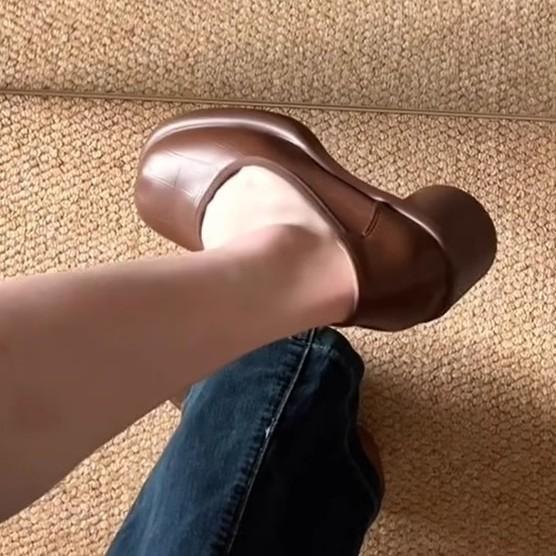 2025 spring and autumn new French retro brown thick heel Mary Jane shoes women's round head small man not tired feet high heels