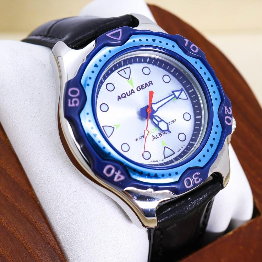[USED] Working SEIKO ALBA AQUAGEAR rotating bezel leather watch 2084