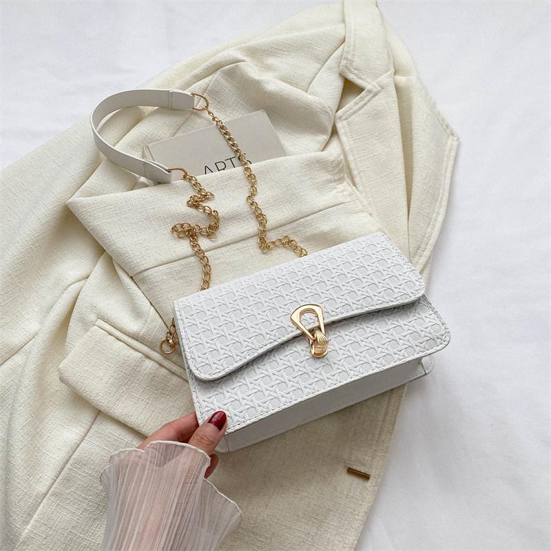 Fashionable Simple Shoulder Bag For Women Perfect For Casual Commuting Stylish Trendy Square Design