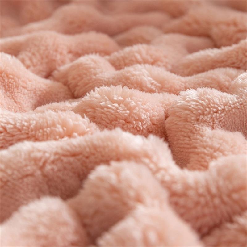 Luxury Fuzzy Plushes Blanket with Fluffys Rabbit Texture, Warm Throw Blanket for Home Decoration 100x150cm