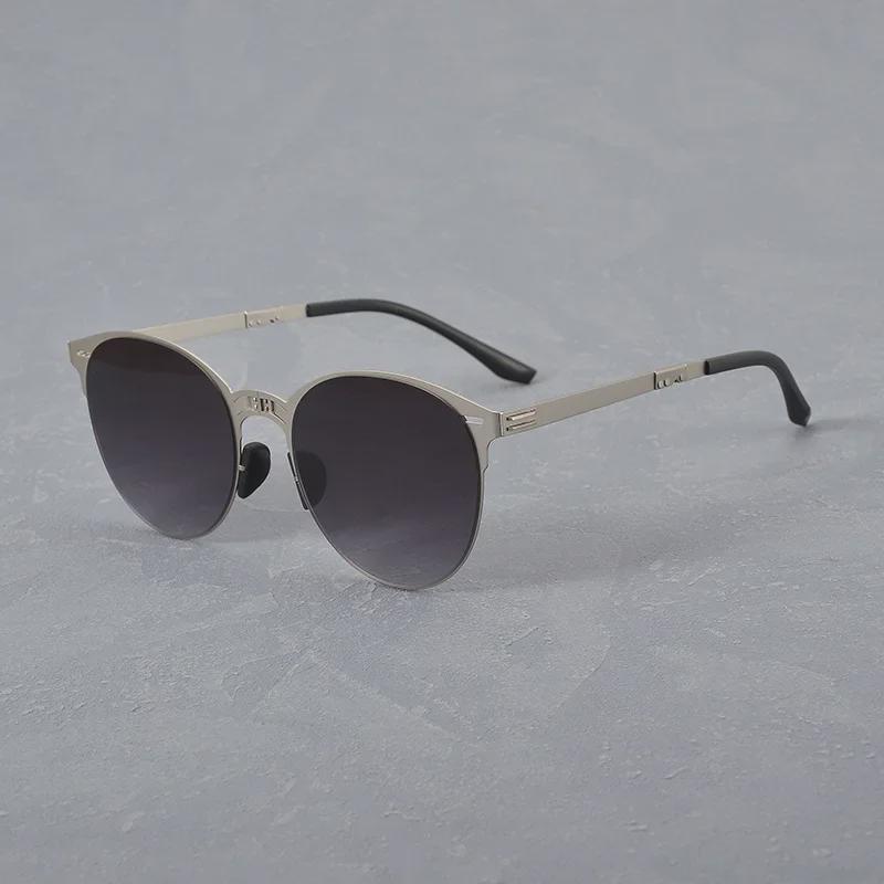 2024 Ultra-Light Retro Men's Stainless Steel Folding Sunglasses for Driving and Fishing