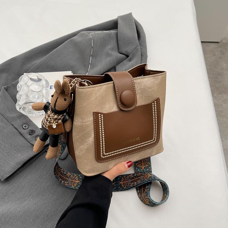 Fashionable Large Capacity Crossbody Bag For Women 2023 New Autumn Winter Commuter Bucket Bag хаки