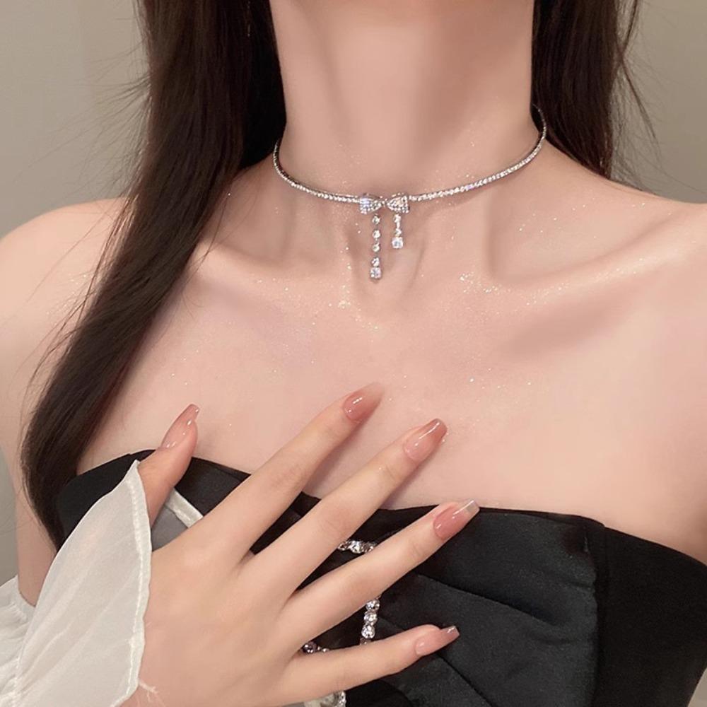 Elegante Verlobungsketten Wunderschöne Schlüsselbeinkette Heißer Verkauf Diamantkette Jubiläumsgeschenk