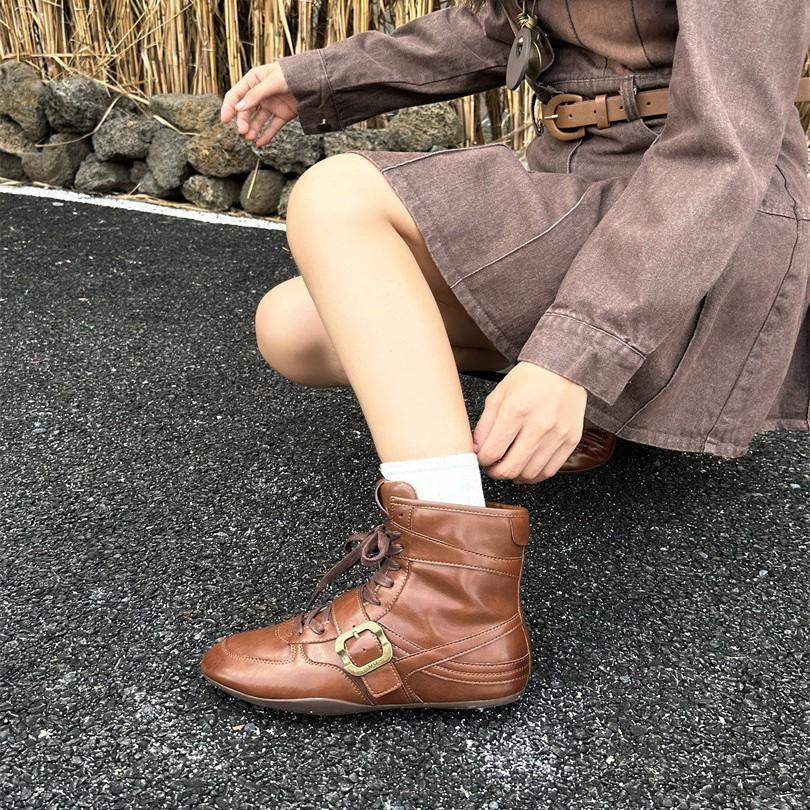 Höhenvergrößernde Boxstiefel Damen modische Schnürung runde Zehenpartie Plateau Maillardbraun Retro-Riemen mittelhohe Schaftweite kurze Stiefel