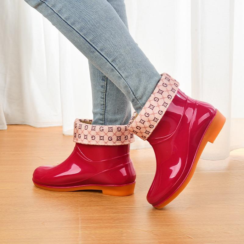 Rain boots women's low tube non-slip fashion kitchen women's rain shoes short tube fashion water shoes beef tendon sole adult water shoes