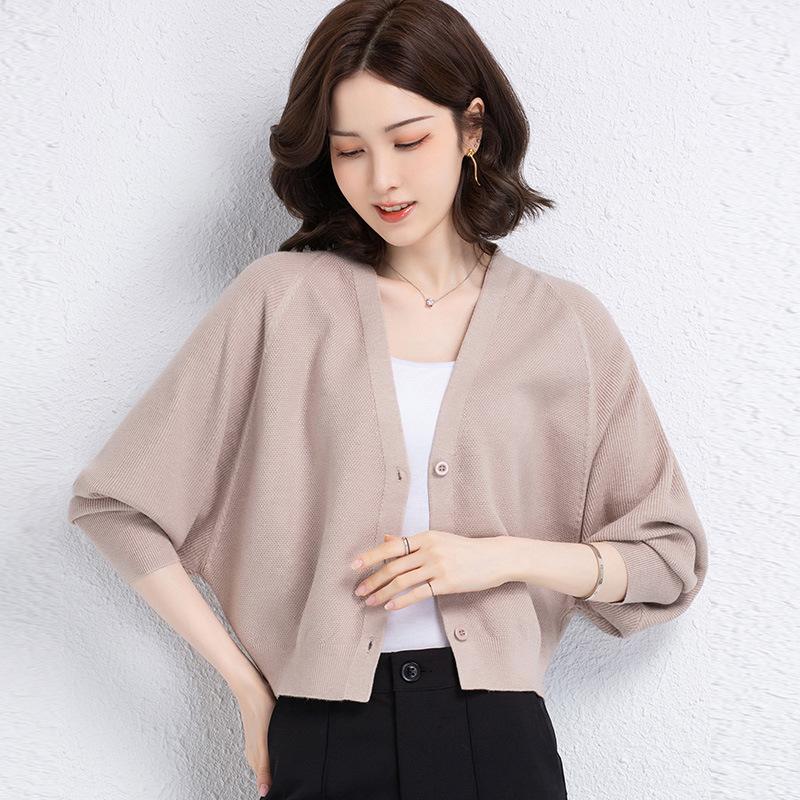 Spring and Autumn Women's Sweater Solid Color Western Style Knitted Cardigan Top Loose for Women