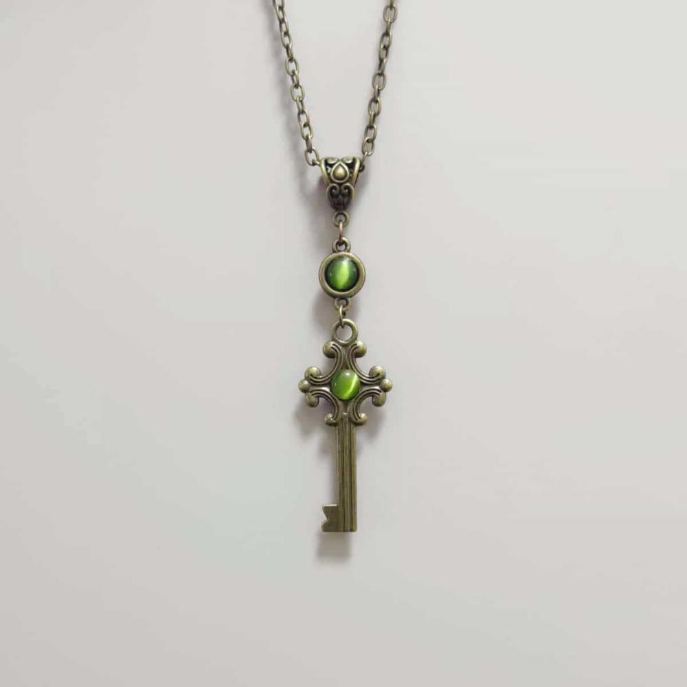 Victorian Green Gemstone Bronze Color Treasure Box Key Cross Pendant Necklace for Women Gothic Halloween Party Vampire Jewelry