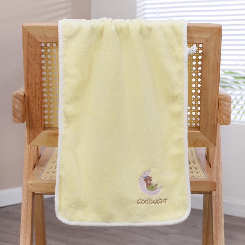 Coral Fleece Hooded Towel Set with Moon Bear Embroidery Hand Towel 35*75cm/85g