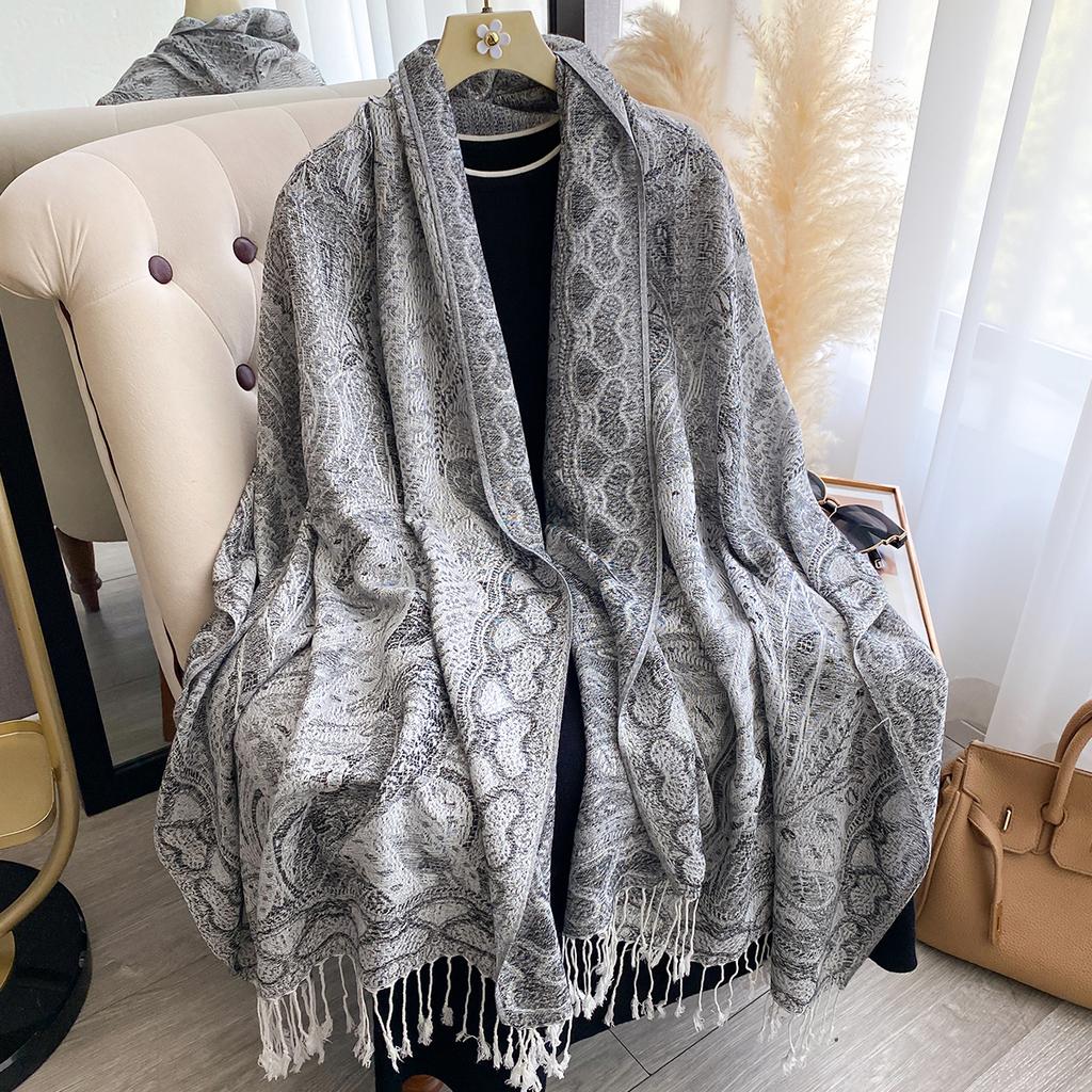 Damski Modny Zimowy Szalik z Sztucznego Kaszmiru Winylowy Wzór Z Frędzlami Gruby Ciepły Szal Pashmina Dwustronny Okrycie Zewnętrzne