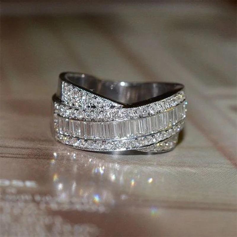 New Brilliant Fancy Cross Finger Rings For Women With Special Design Square Crystal Zircon Bridal Wedding Fashion Jewelry